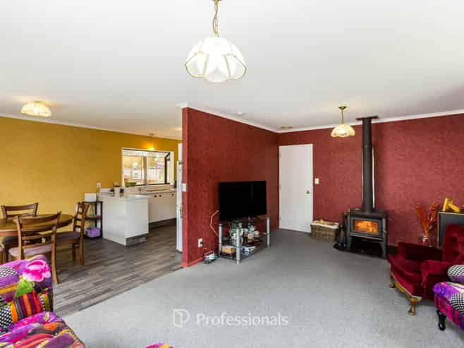 11 Monarch Grove, Maoribank