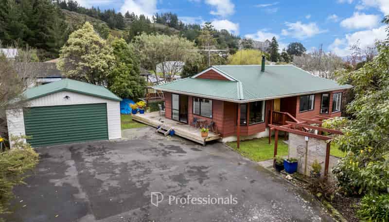 11 Monarch Grove, Maoribank