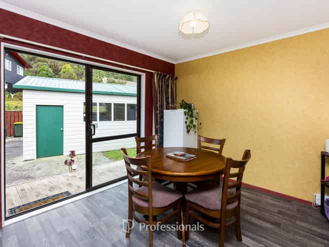 11 Monarch Grove, Maoribank