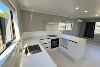 B/19 Edwards Avenue, Henderson