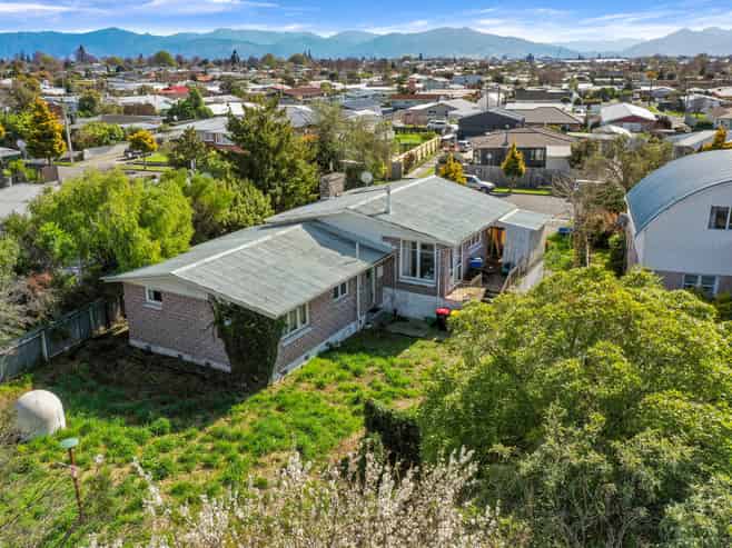 9 Mitchell Street, Redwoodtown