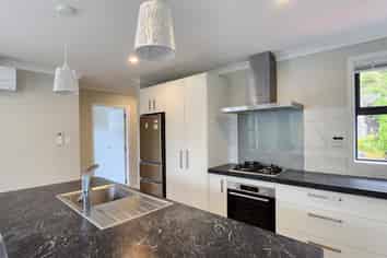 B/27 Rarangi Way, Owhiro Bay