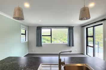 B/27 Rarangi Way, Owhiro Bay