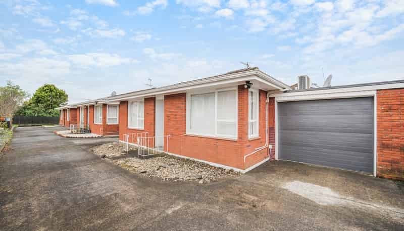 2/8 Akehurst Avenue, New Lynn