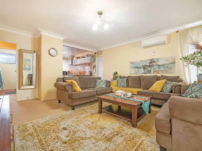 2/8 Akehurst Avenue, New Lynn