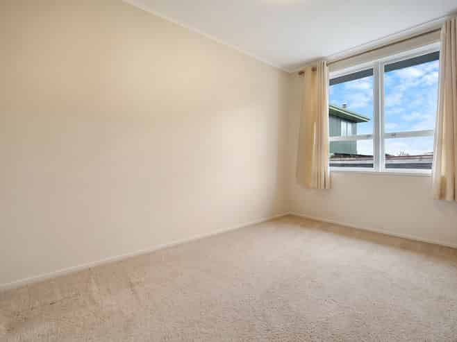 2/8 Akehurst Avenue, New Lynn