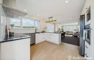 19 Turville Crescent, Newlands