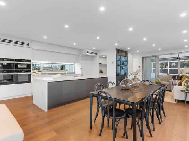 96B Kurahaupo Street, Orakei