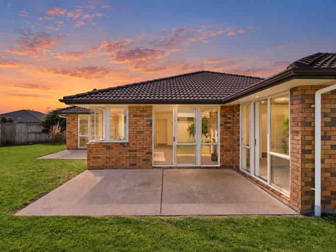 21 Winchester Place, Rototuna North