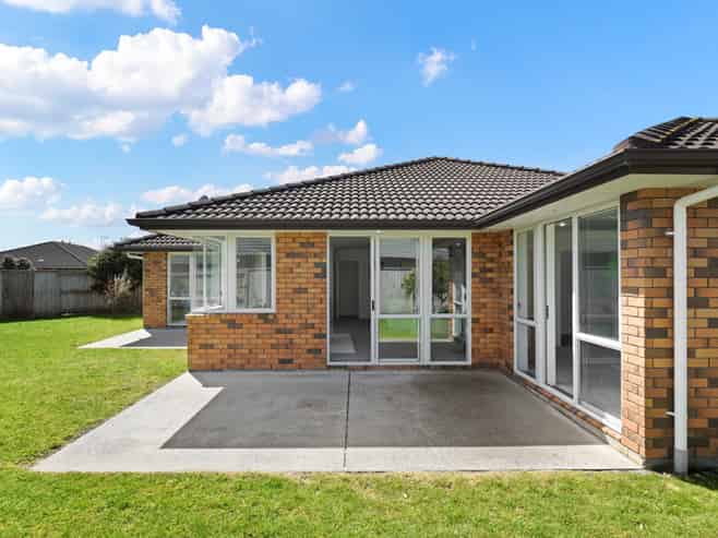 21 Winchester Place, Rototuna North