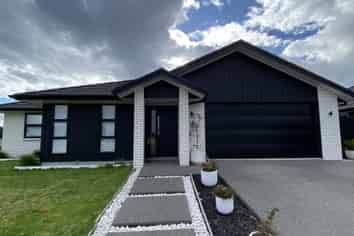 1 Carronade Street, Papamoa