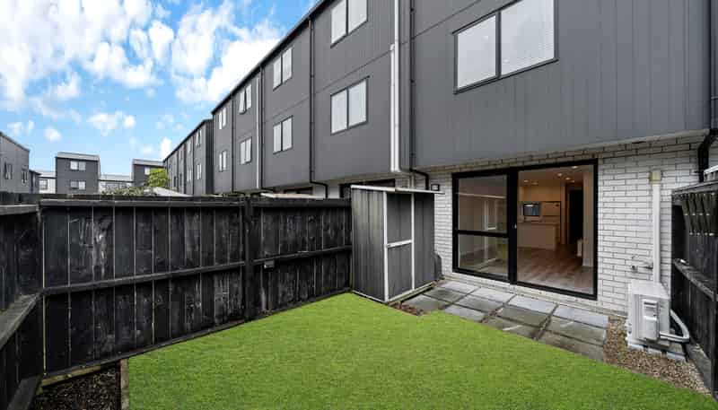 42 Ivy Nola Way, Henderson