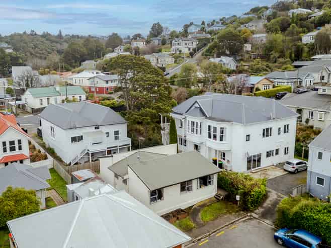 37 Carlyle Street, North Dunedin
