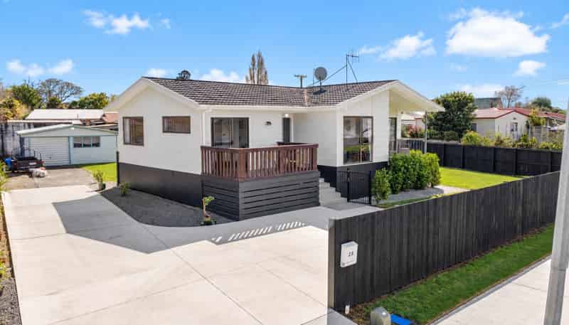 28 Riverview Road, Huntly