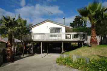 8B Camilla Grove , Totara Vale