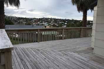 8B Camilla Grove , Totara Vale