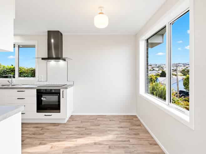 11 Cross Street, Mornington