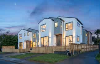 49A Centorian Drive, Windsor Park