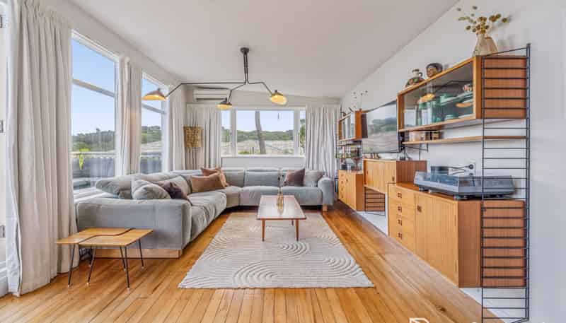 7 Titiro Moana Road, Korokoro