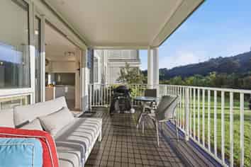 122 Eaves Bush Parade, Orewa