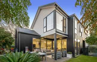 9 Fernwood Place, Waiotaiki Bay