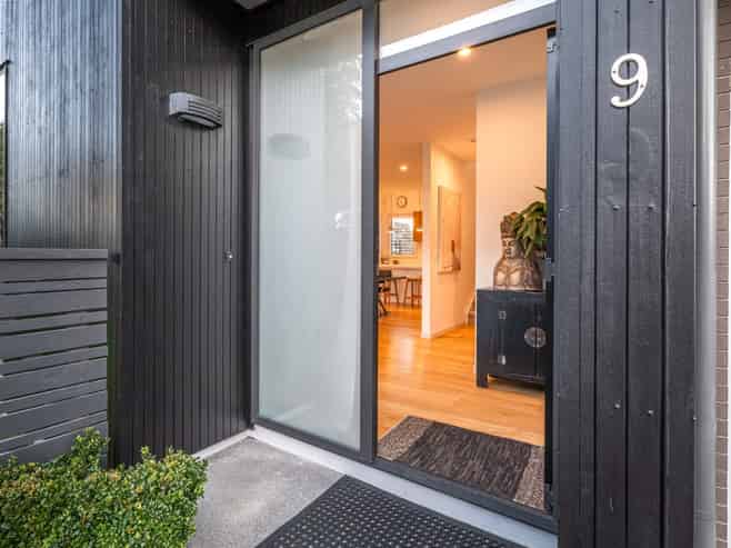 9 Fernwood Place, Waiotaiki Bay