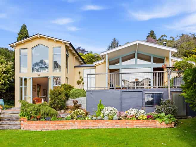 52 Irvine Road, The Cove