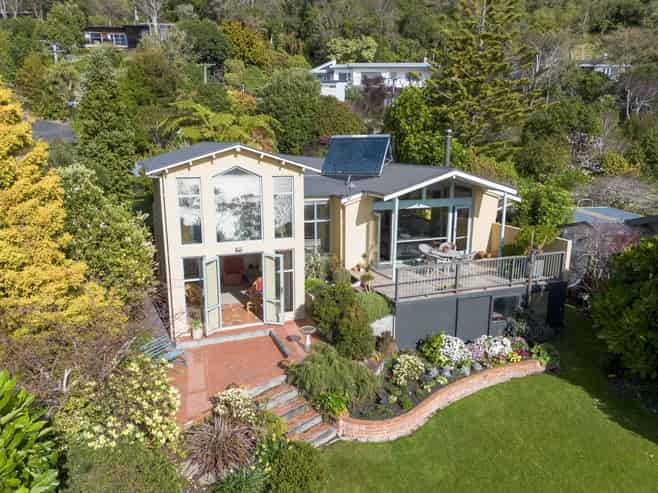 52 Irvine Road, The Cove