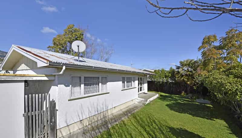 2/46 Fergusson Street, Stoke