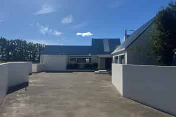2200A State Highway 2, Pukehina