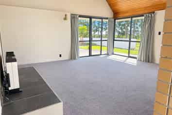 2200A State Highway 2, Pukehina