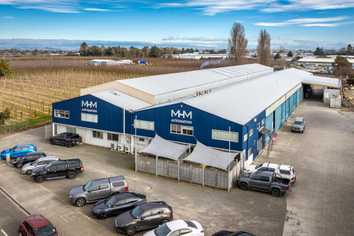 Industrial With Scale. Vacant Possession.