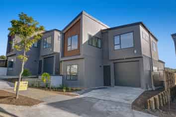 40 Rockpool Road, Orewa