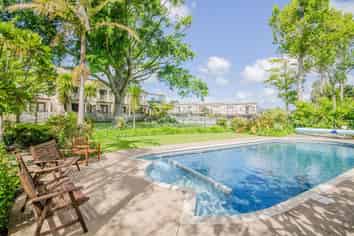 23/92 Bush road, Albany