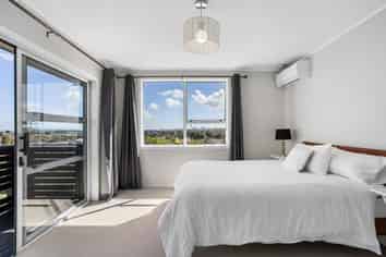 3/5 Renfrew Avenue, Sandringham