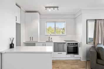 3/5 Renfrew Avenue, Sandringham