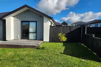 5A Hicks Road, Wainui