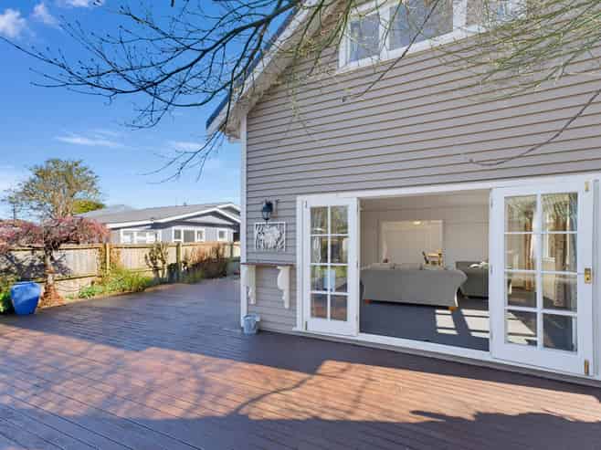 40 North Parade, Richmond
