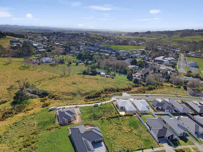 18 Kanono Way, Helensville