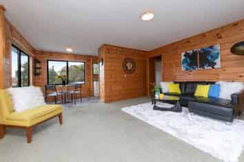 403B Don Buck Road, Massey