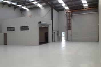 Efficient Penrose Warehouse Combo | 465 m2
