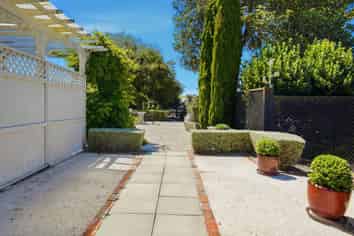 2 Church Street, Amberley