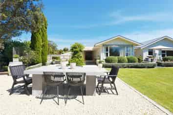2 Church Street, Amberley