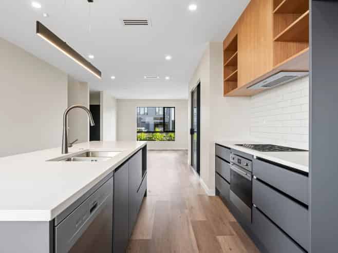 6 Babos Avenue, Kumeu