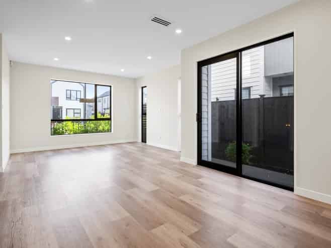 6 Babos Avenue, Kumeu