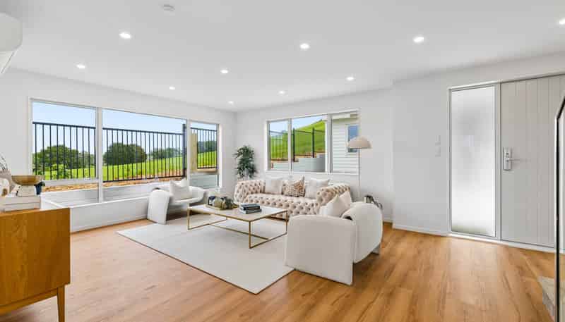 32 Glennandrew Drive, Half Moon Bay