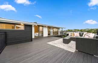 6 Chilton Place, Mellons Bay
