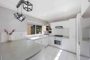 29D Riversdale Road, Avondale