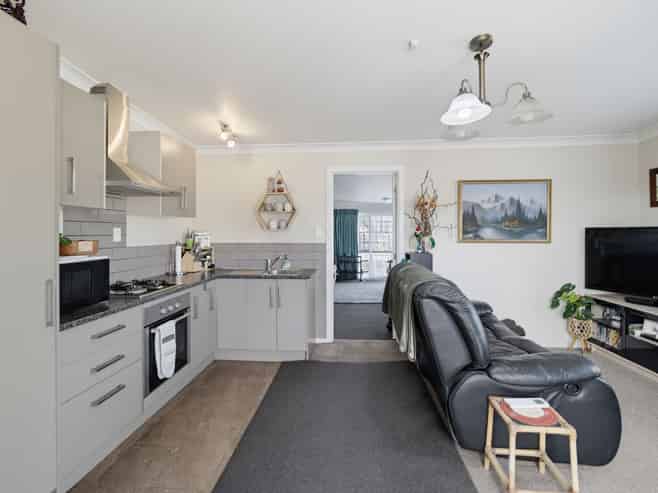 5 Watson Road, Karamu
