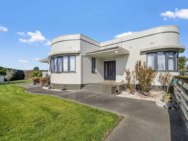 5 Watson Road, Karamu
